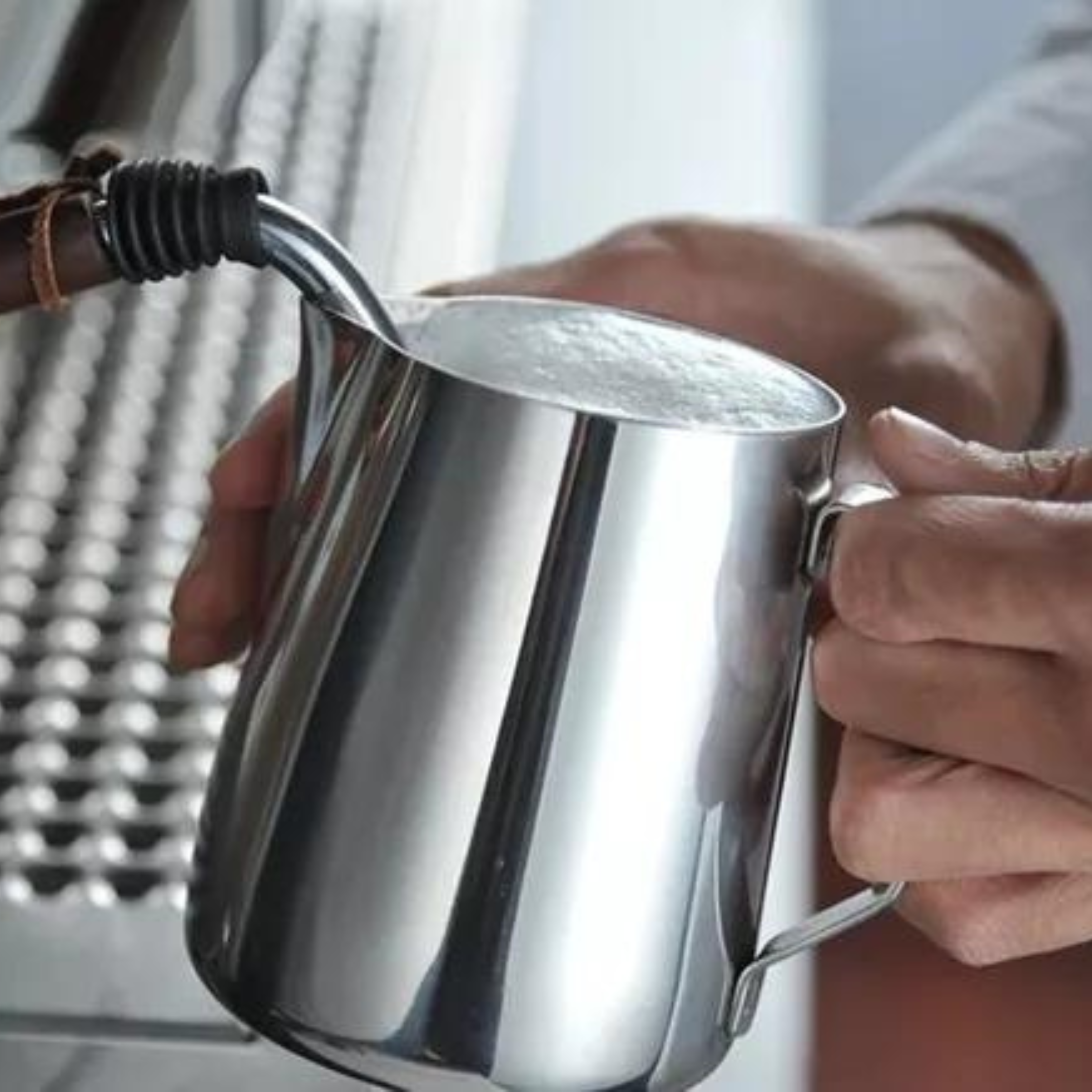 Leiteira Artistica Profissional FPRO 600ml