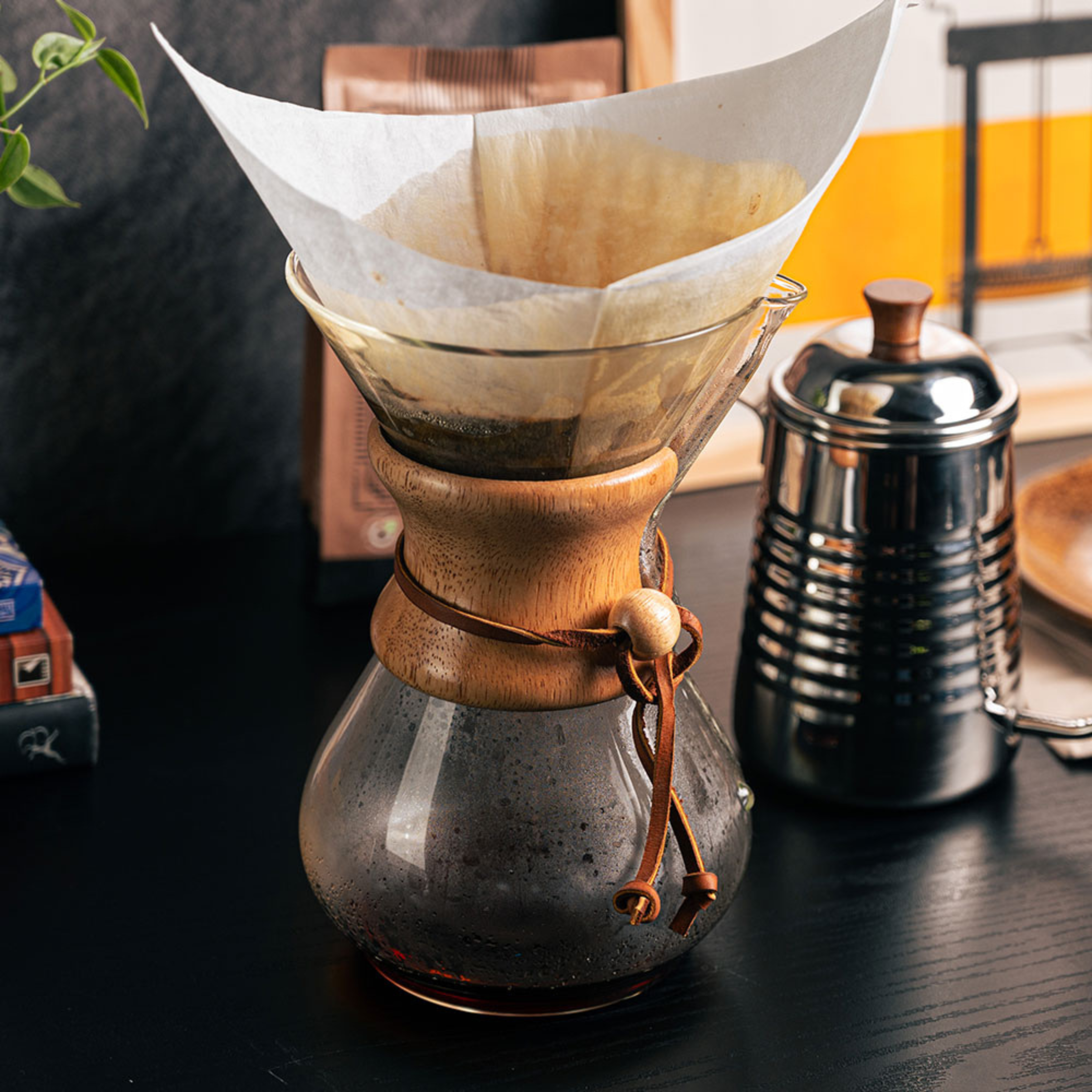 Passador de Café Chemex com Alça de Madeira (Grande)