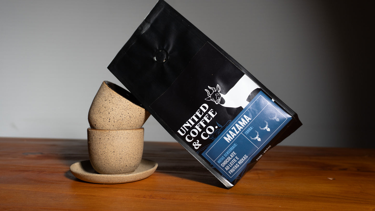Kit Mugs and More + Mazama Em grãos